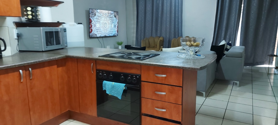 2 Bedroom Property for Sale in Oos Einde North West